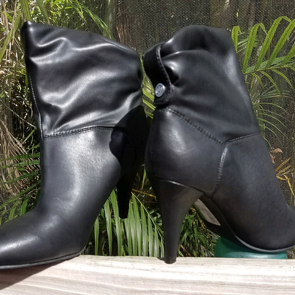 Unisa black heel ankle boots